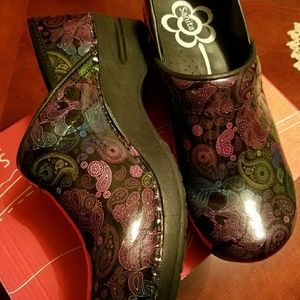 Sanita nursing shoes